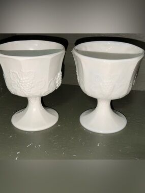2-Vintage Indiana Milk Glass Harvest Grape Footed Compote Dish 6.5"